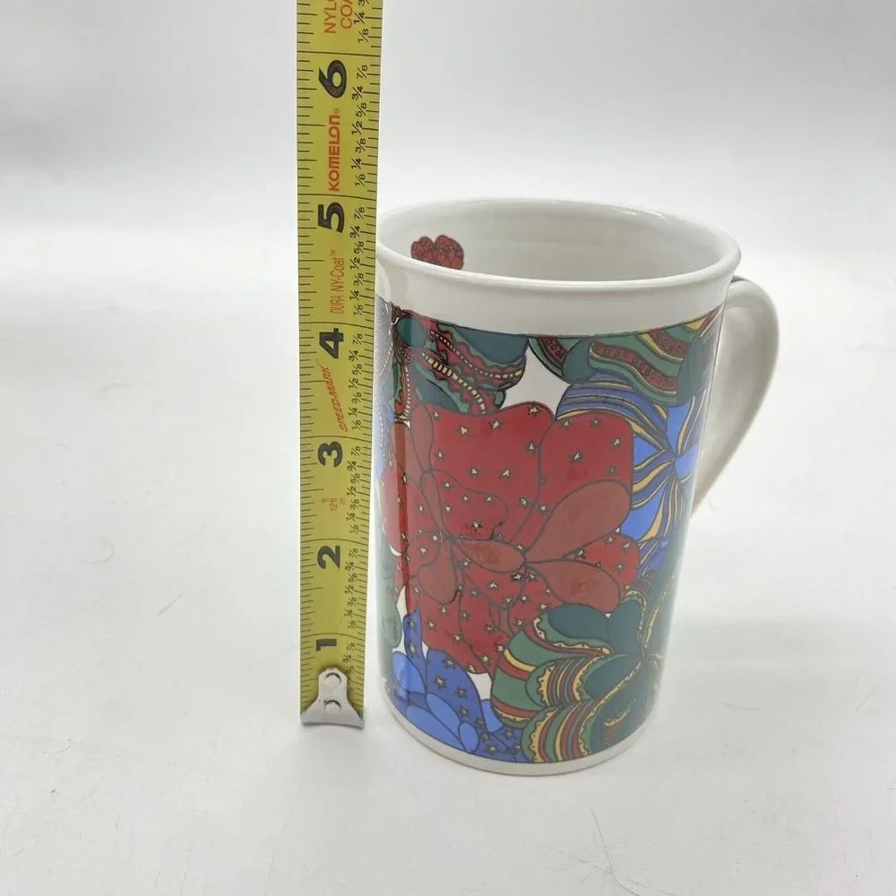 VTG 90s Christmas Porcelain Mug Set of 4 Metal Wicker Caddy‎ Holiday Festive Y2K